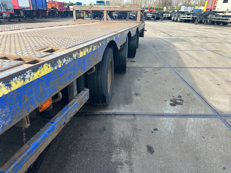 Nooteboom MCO-48-03V/L, 3 AXLE STEERINGDUBBLE EXTENDABLE 2 X 5,5 METER - Low loader semi-trailer: picture 4 Nooteboom MCO-48-03V/L, 3 AXLE STEERINGDUBBLE EXTENDABLE 2 X 5,5 METER - Low loader semi-trailer: picture 4