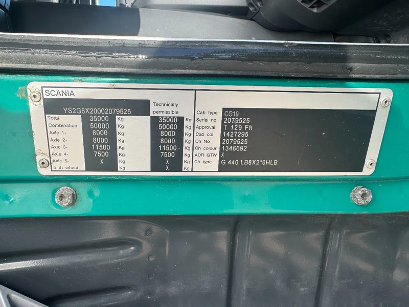 Dropside/ Flatbed truck, Crane truck Scania G440 8X2 EURO 6 HMF 8520 + REMOTE CONTROL TWISTLOCKS: picture 16