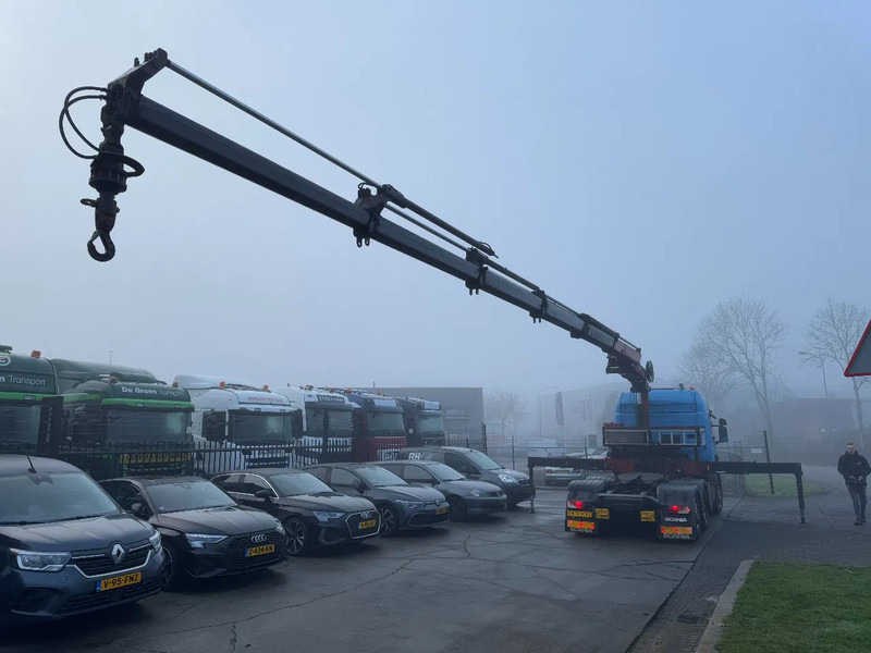 Scania P450 6X2 - EURO 6 + HMF 2620-K5 + REMOTE + LIFT AXLE - Crane truck: picture 4 Scania P450 6X2 - EURO 6 + HMF 2620-K5 + REMOTE + LIFT AXLE - Crane truck: picture 4