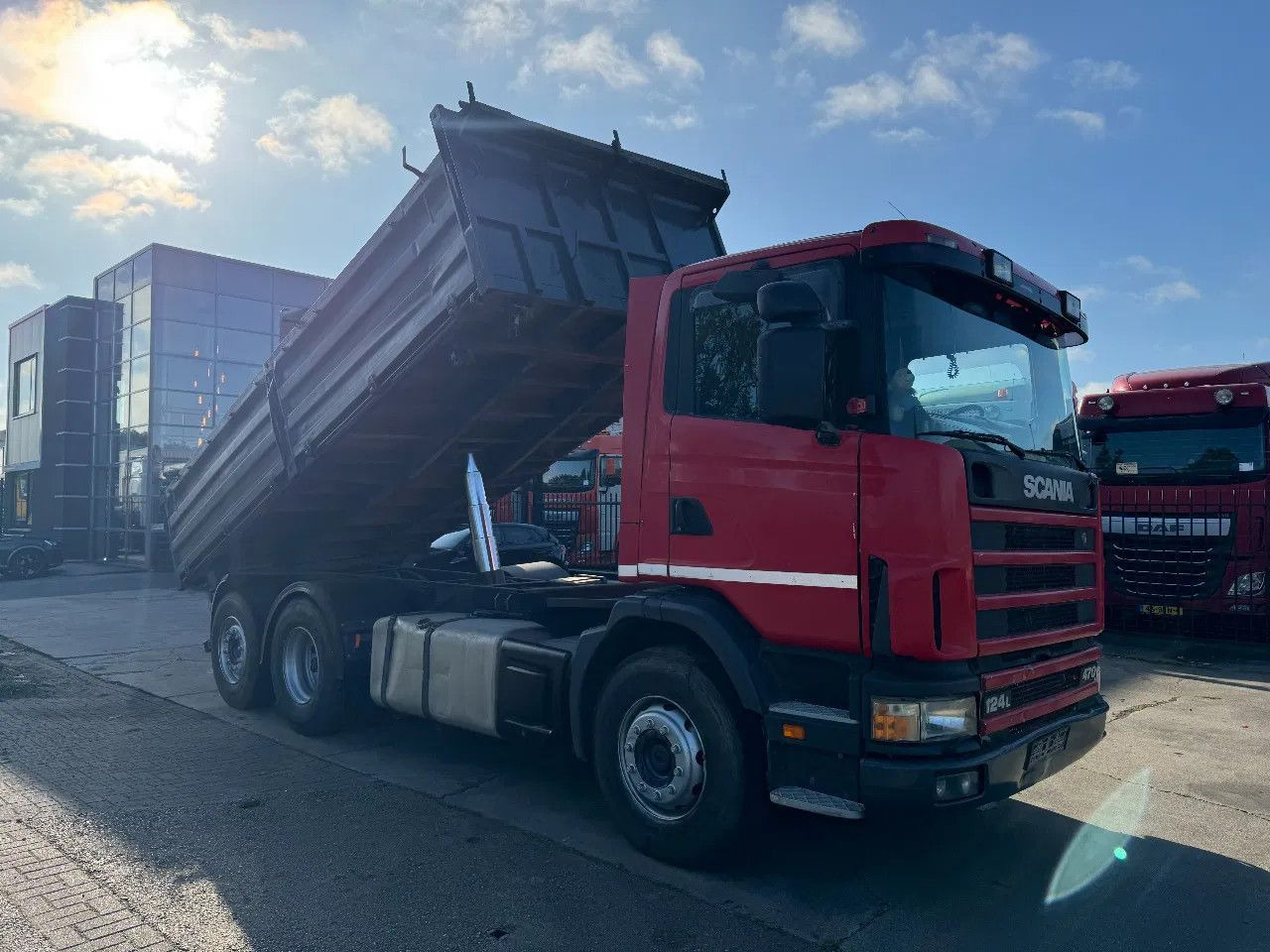 Scania R124-470 6X2 KIPPER EURO 3 - Tipper: picture 3 Scania R124-470 6X2 KIPPER EURO 3 - Tipper: picture 3
