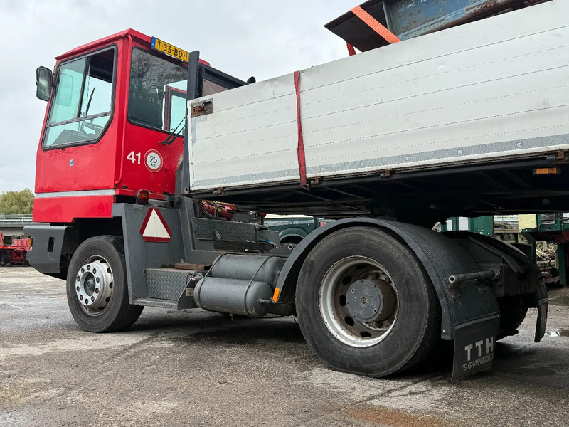 Terminal tractor Terberg YT 180 4X2 - HUB REDUCTION + NL REGISTRATION!: picture 6 Terminal tractor Terberg YT 180 4X2 - HUB REDUCTION + NL REGISTRATION!: picture 6