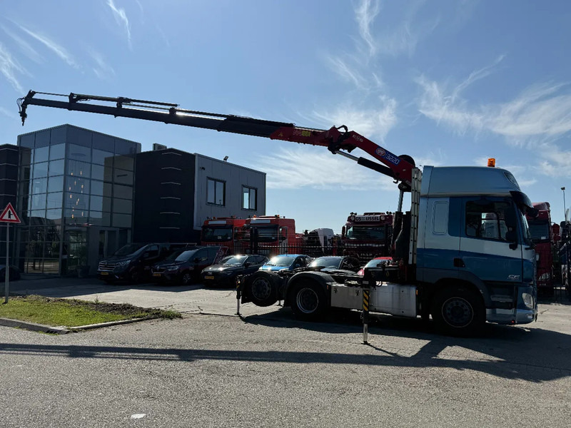 DAF CF 440 6X2 EURO 6 + HMF 3220-K5 REMOTE 5E & 6E FUNCTIE - Tractor unit: picture 3 DAF CF 440 6X2 EURO 6 + HMF 3220-K5 REMOTE 5E & 6E FUNCTIE - Tractor unit: picture 3