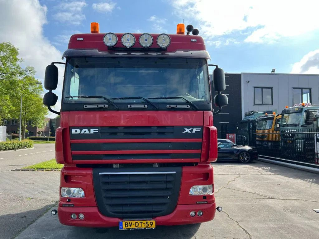 Tractor unit DAF XF 105.460 6X4 EURO 5 + HMF 4220 K6 + REMOTE CON: picture 13