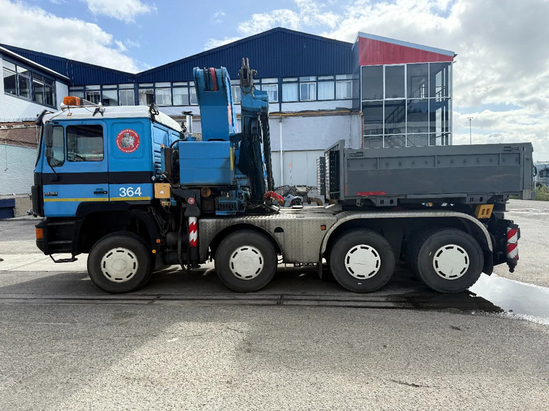 Tractor unit MAN 33.463 33-463 8x4 met 62 effer kraan 6x uitschuifbaar: picture 11 Tractor unit MAN 33.463 33-463 8x4 met 62 effer kraan 6x uitschuifbaar: picture 11