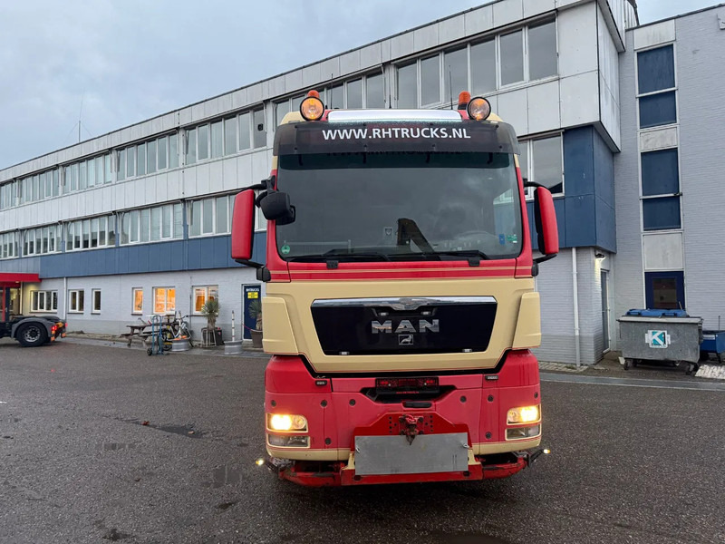 MAN TGX 41.540 8X4 + RETARDER + HYDRAULICS PTO - Tractor unit: picture 2 MAN TGX 41.540 8X4 + RETARDER + HYDRAULICS PTO - Tractor unit: picture 2