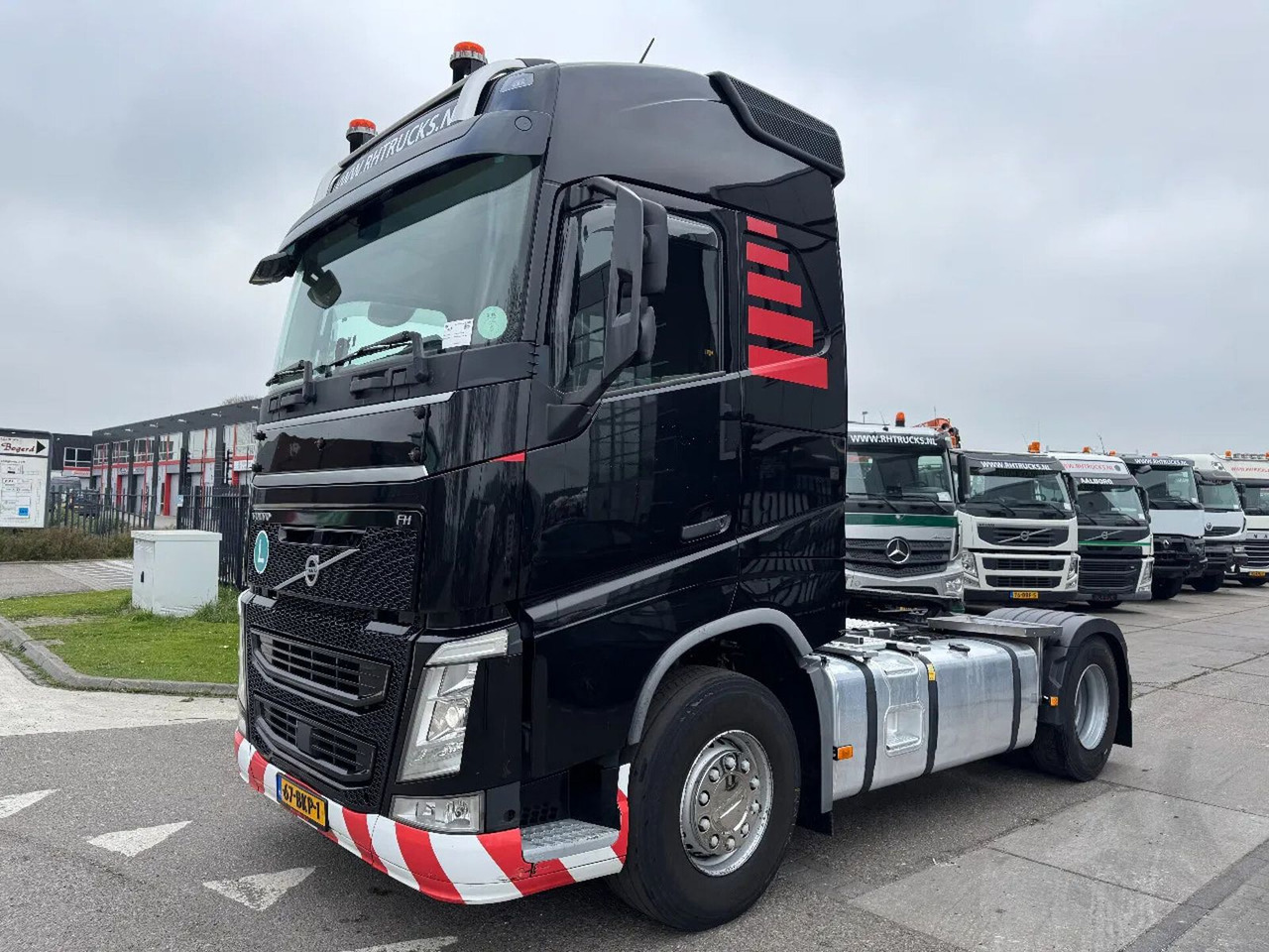 Volvo FH 460 4X2 EURO 6 PARK COOL - Tractor unit: picture 1 Volvo FH 460 4X2 EURO 6 PARK COOL - Tractor unit: picture 1