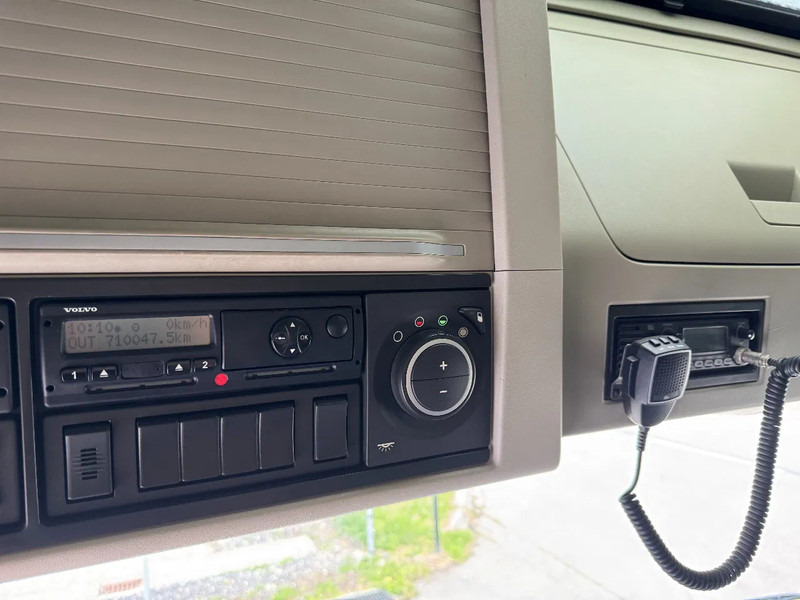 Tractor unit Volvo FH 460 6X2 PALFINGER 2300 + REMOTE CONTROL: picture 16 Tractor unit Volvo FH 460 6X2 PALFINGER 2300 + REMOTE CONTROL: picture 16