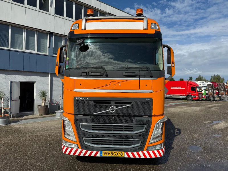 Volvo FH 540, 8X4, 666274 KM, INTARDER TUV 24-02-2026 - Tractor unit: picture 2 Volvo FH 540, 8X4, 666274 KM, INTARDER TUV 24-02-2026 - Tractor unit: picture 2