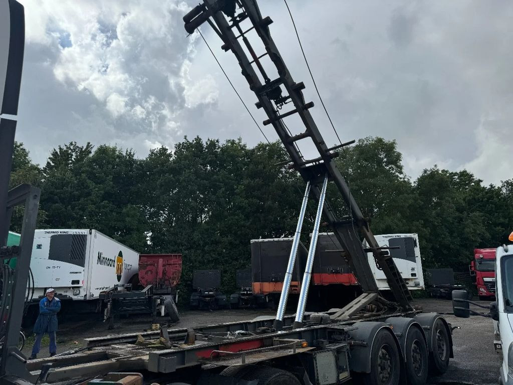 Vanhool CABLE AND KIPPING SYSTEM 3X BPW AXLE FRONT LIFTI - Container transporter/ Swap body semi-trailer: picture 5 Vanhool CABLE AND KIPPING SYSTEM 3X BPW AXLE FRONT LIFTI - Container transporter/ Swap body semi-trailer: picture 5