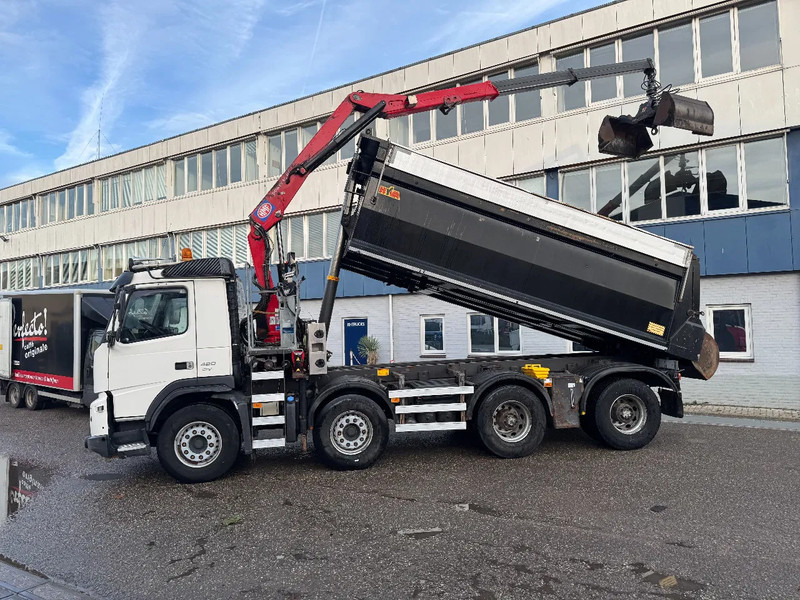 Volvo FMX 420 8X4 HMF 1643Z2 + REMOTE CONTROL + HYVA KIPPER - Tipper, Crane truck: picture 2 Volvo FMX 420 8X4 HMF 1643Z2 + REMOTE CONTROL + HYVA KIPPER - Tipper, Crane truck: picture 2