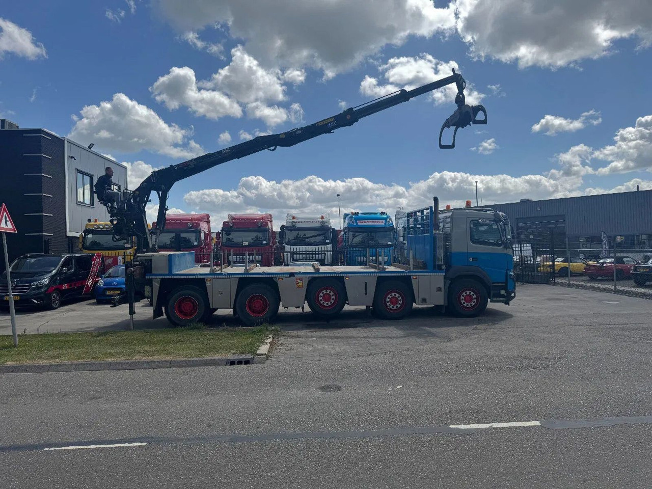 Volvo FMX 460 10X4 HIAB J2640ZT + HULTDINS GRIJPER HUB - Crane truck: picture 4 Volvo FMX 460 10X4 HIAB J2640ZT + HULTDINS GRIJPER HUB - Crane truck: picture 4