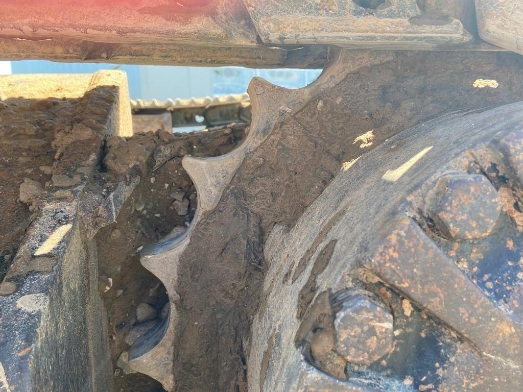 Crawler excavator CAT 323 E: picture 9