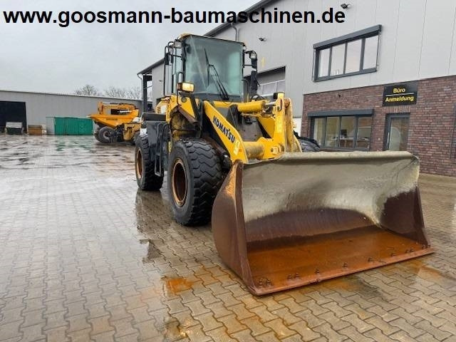 Komatsu WA 200 - Wheel loader: picture 4 Komatsu WA 200 - Wheel loader: picture 4
