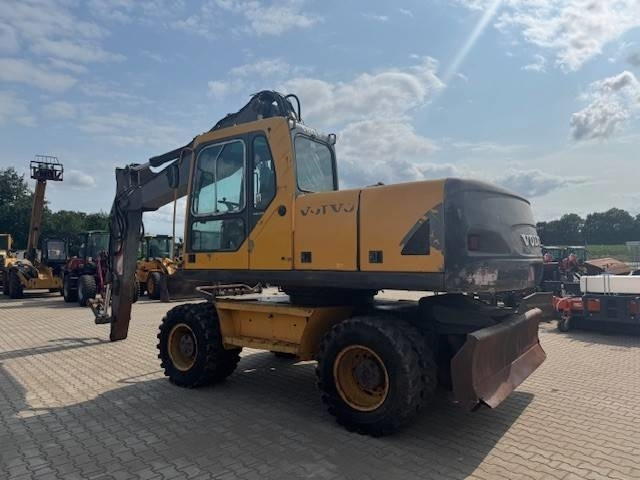 Volvo EW 180 B  - Wheel excavator: picture 1 Volvo EW 180 B  - Wheel excavator: picture 1