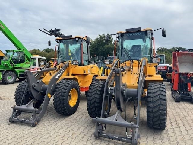 Volvo L 30 HS Klima  - Wheel loader: picture 2 Volvo L 30 HS Klima  - Wheel loader: picture 2