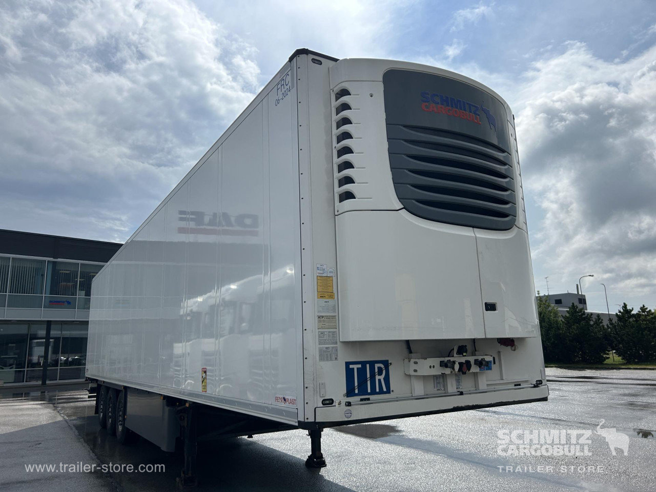 SCHMITZ Reefer Standard - Isothermal semi-trailer: picture 1 SCHMITZ Reefer Standard - Isothermal semi-trailer: picture 1
