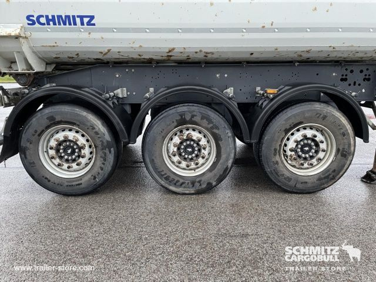 SCHMITZ Tipper steel half pipe body 24m³ - Tipper semi-trailer: picture 2 SCHMITZ Tipper steel half pipe body 24m³ - Tipper semi-trailer: picture 2