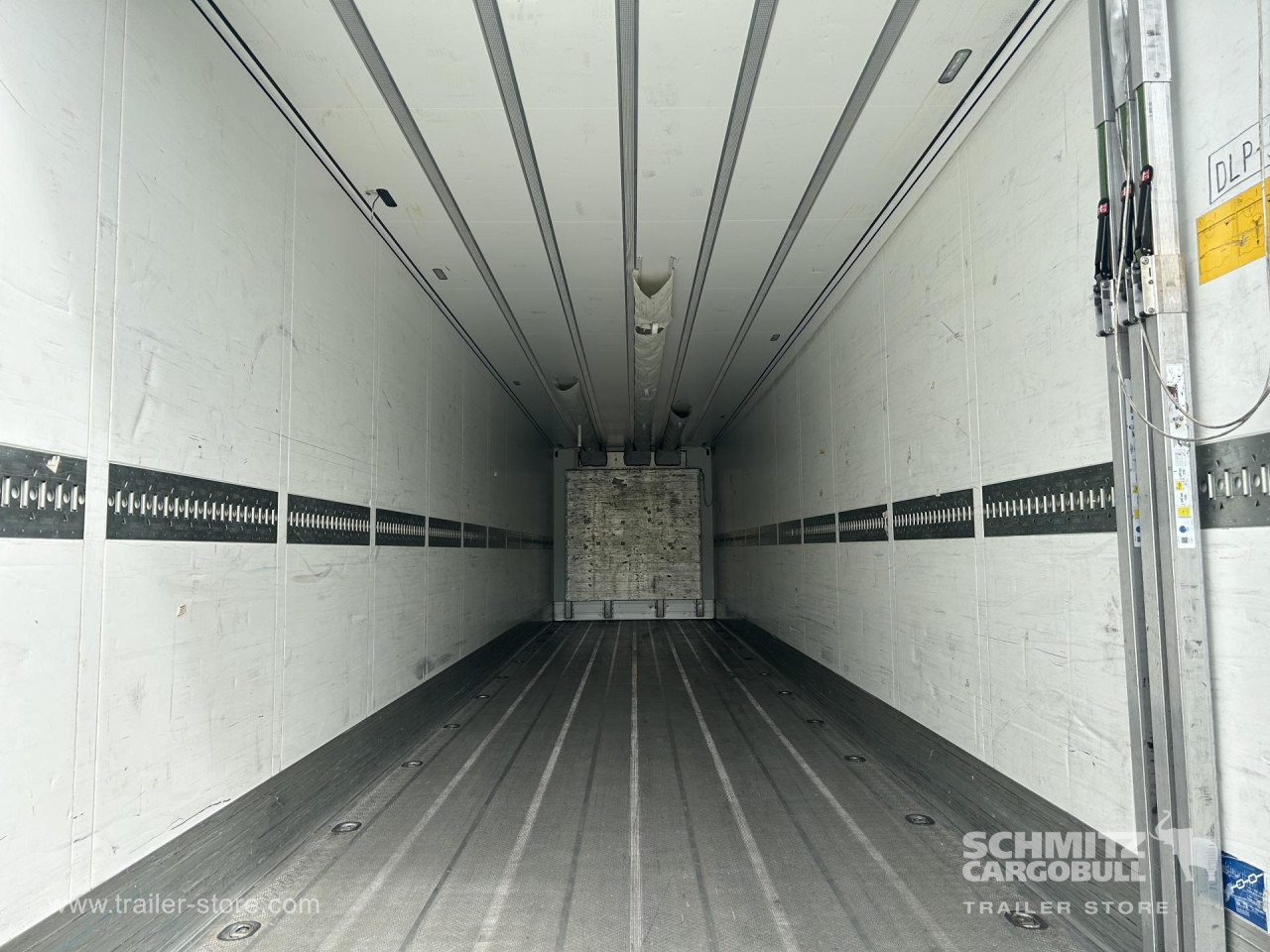 SCHMITZ Reefer Standard - Isothermal semi-trailer: picture 3 SCHMITZ Reefer Standard - Isothermal semi-trailer: picture 3