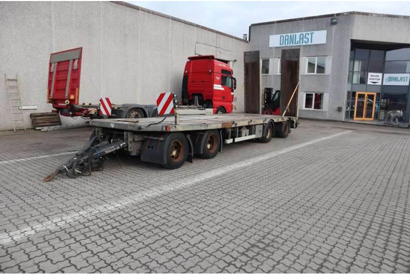 AMT Maschinetrailer/Maskinanhænger/Maschinenanhänger - Low loader trailer: picture 1 AMT Maschinetrailer/Maskinanhænger/Maschinenanhänger - Low loader trailer: picture 1