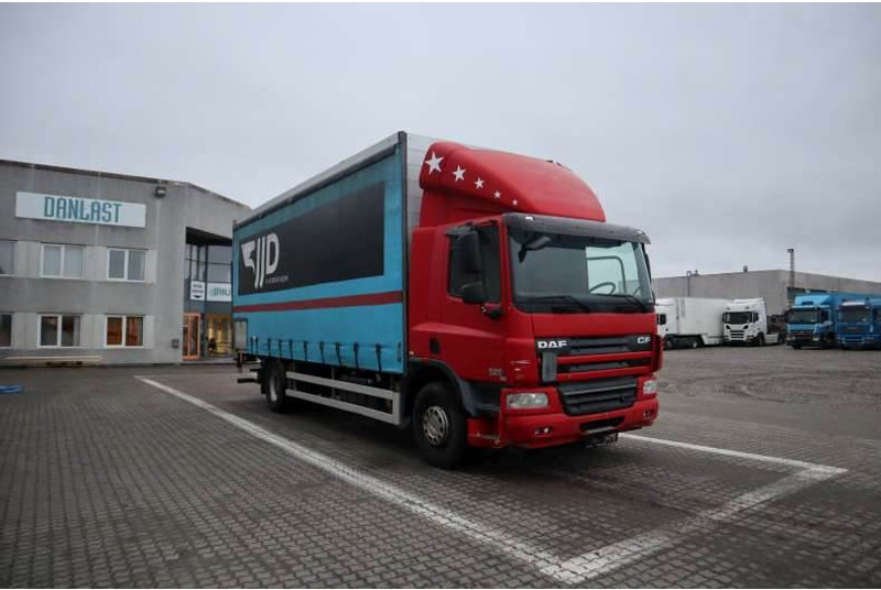 DAF CF 75-360 FA - Curtainsider truck: picture 2 DAF CF 75-360 FA - Curtainsider truck: picture 2