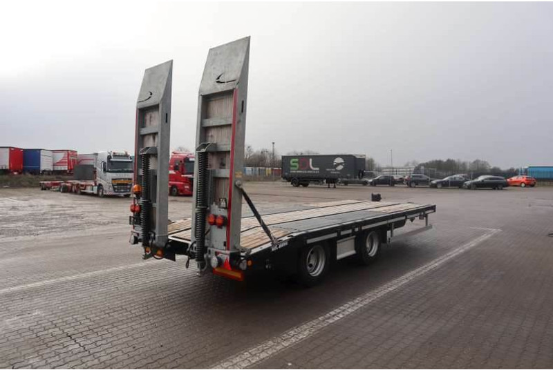KEL-BERG Med ramper - Low loader trailer: picture 3 KEL-BERG Med ramper - Low loader trailer: picture 3