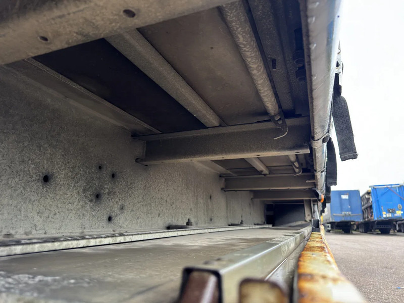 Curtainsider semi-trailer Fliegl SDS 380 Dhollandia DHSMR.20 2000 KG: picture 20