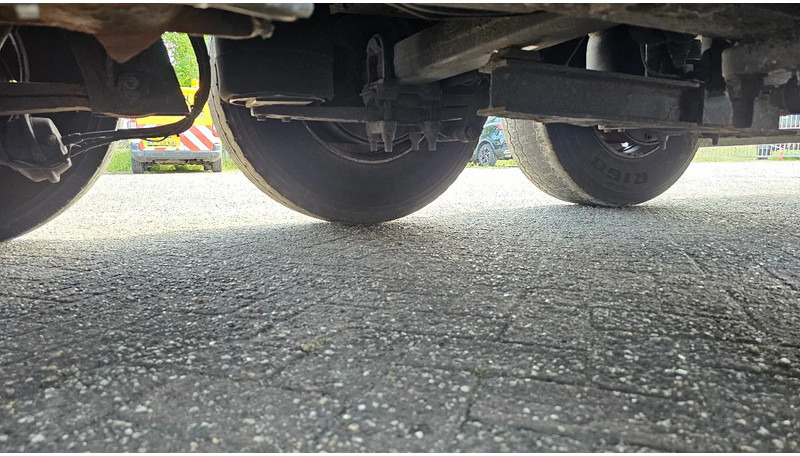 Closed box semi-trailer Jumbo DO 270.V1 - MOVING FLOOR: picture 11