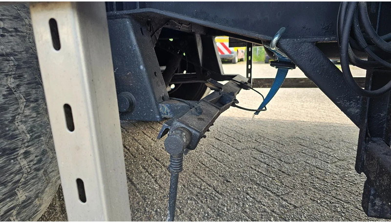 Closed box semi-trailer Jumbo DO 270.V1 - MOVING FLOOR: picture 9