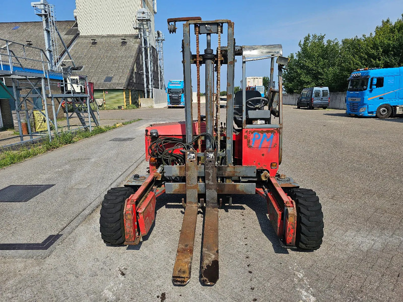 Moffett M4 20.3 RE4-45-1350-1000 - Forklift: picture 2 Moffett M4 20.3 RE4-45-1350-1000 - Forklift: picture 2