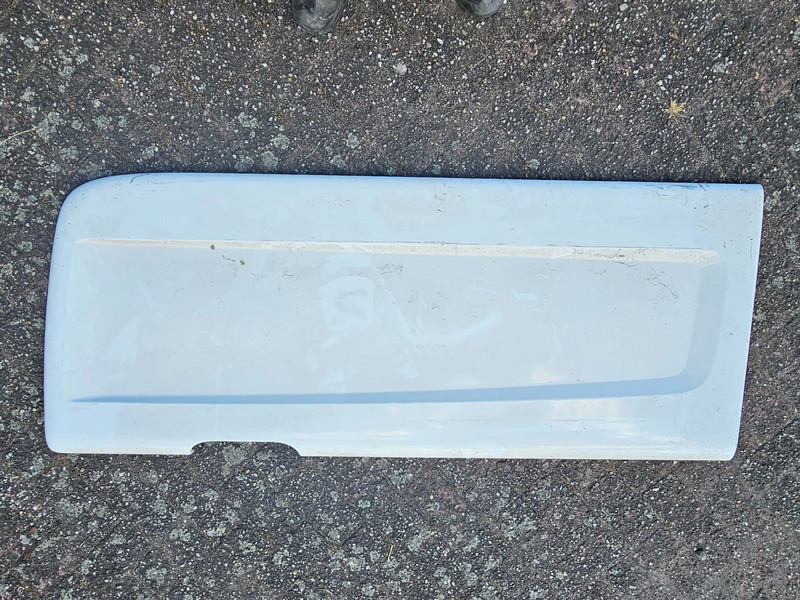 MAN Zij paneel 81.41680.0075 - Spare parts for Truck: picture 1 MAN Zij paneel 81.41680.0075 - Spare parts for Truck: picture 1