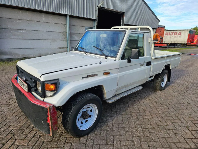 Toyota Land Cruiser LB71MOD - Pickup truck: picture 1 Toyota Land Cruiser LB71MOD - Pickup truck: picture 1