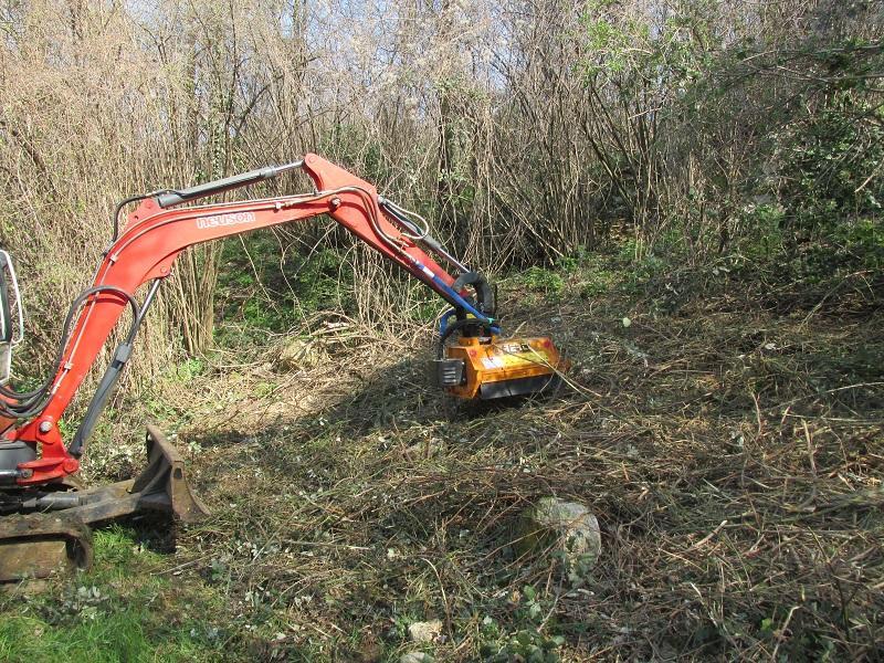 Berti GKR/SB 80 - Attachment for Mini excavator: picture 4 Berti GKR/SB 80 - Attachment for Mini excavator: picture 4