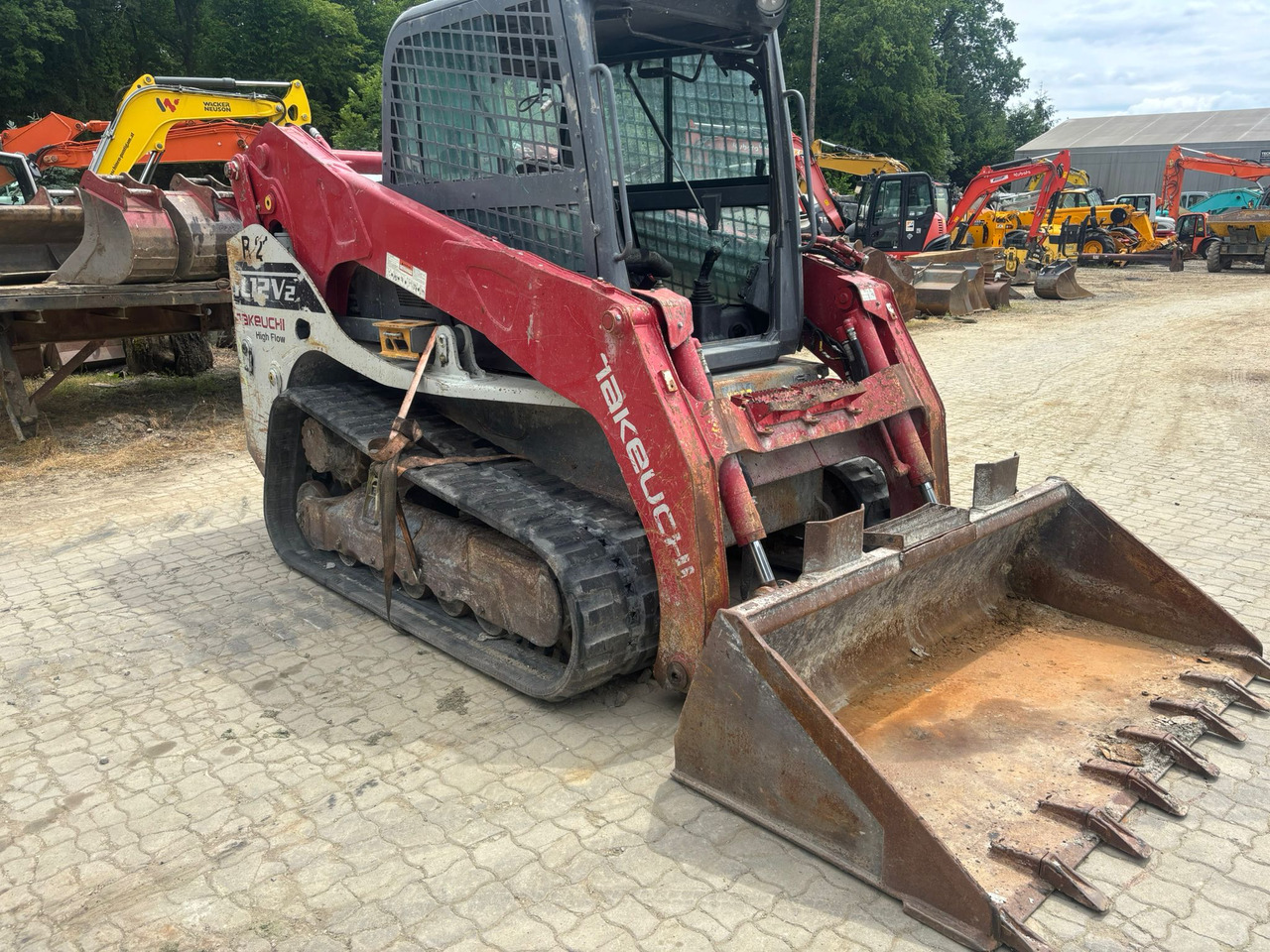 Takeuchi TL 12 V-2 - Engine defektive - Skid steer loader: picture 4 Takeuchi TL 12 V-2 - Engine defektive - Skid steer loader: picture 4