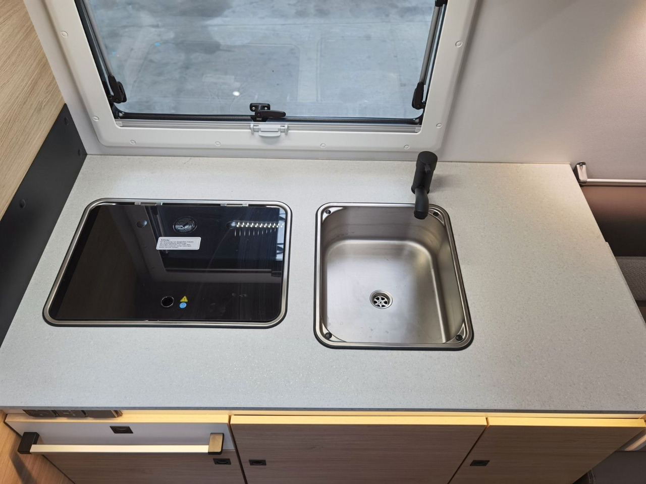 Semi-integrated motorhome Chausson 640 ULTIMATE / -2026- / 140PS-8G. / XXL- HUBBETT: picture 21 Semi-integrated motorhome Chausson 640 ULTIMATE / -2026- / 140PS-8G. / XXL- HUBBETT: picture 21