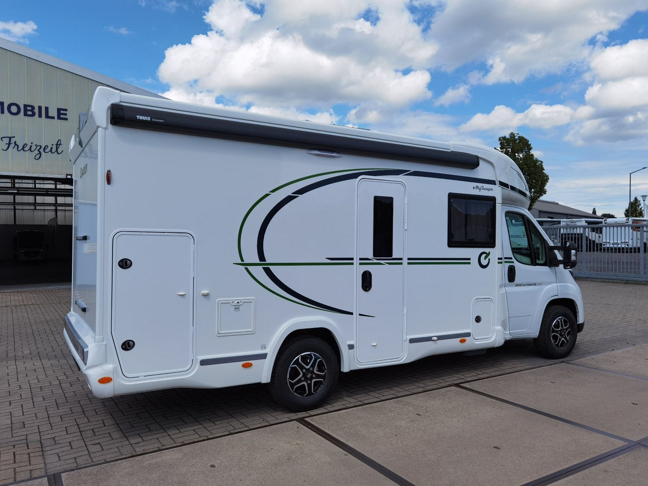 Chausson 640 ULTIMATE / -2026- / XX-HUBBETT / DRIVE-PAKET - Semi-integrated motorhome: picture 4 Chausson 640 ULTIMATE / -2026- / XX-HUBBETT / DRIVE-PAKET - Semi-integrated motorhome: picture 4