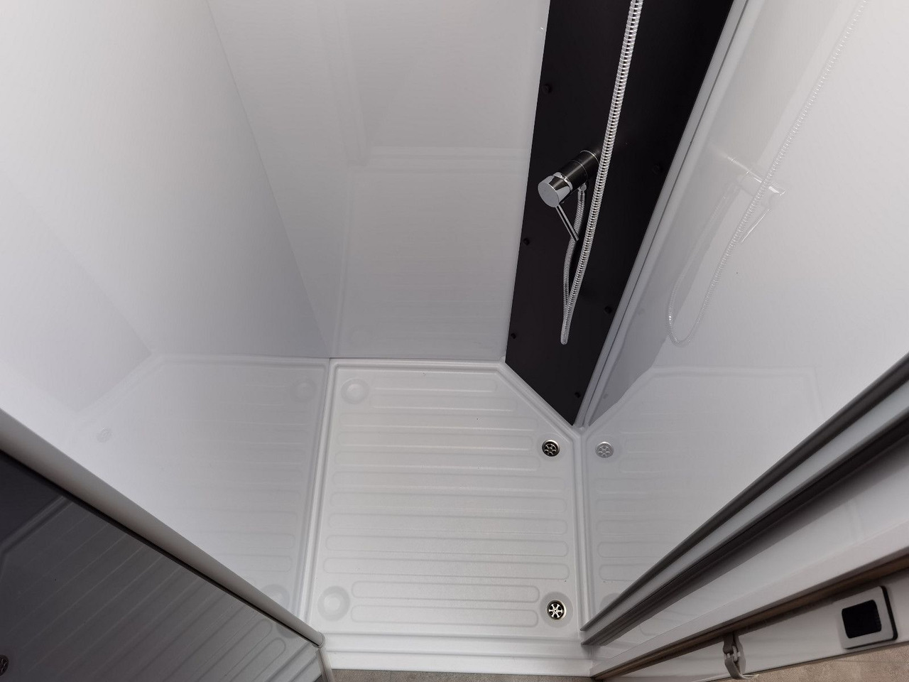 Semi-integrated motorhome Chausson 640 ULTIMATE / -2026- / XXL- HUBBETT & RAUMBAD: picture 24