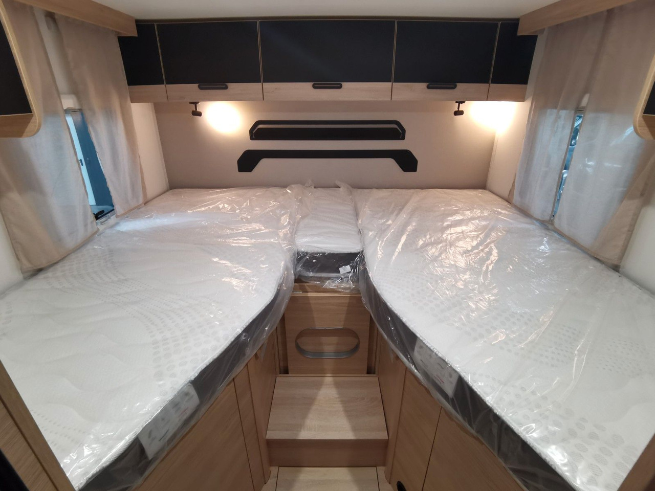 Chausson 797 TITANIUM / - 2026 - / EINZELBETTEN & HUBBETT on lease Chausson 797 TITANIUM / - 2026 - / EINZELBETTEN & HUBBETT: picture 21