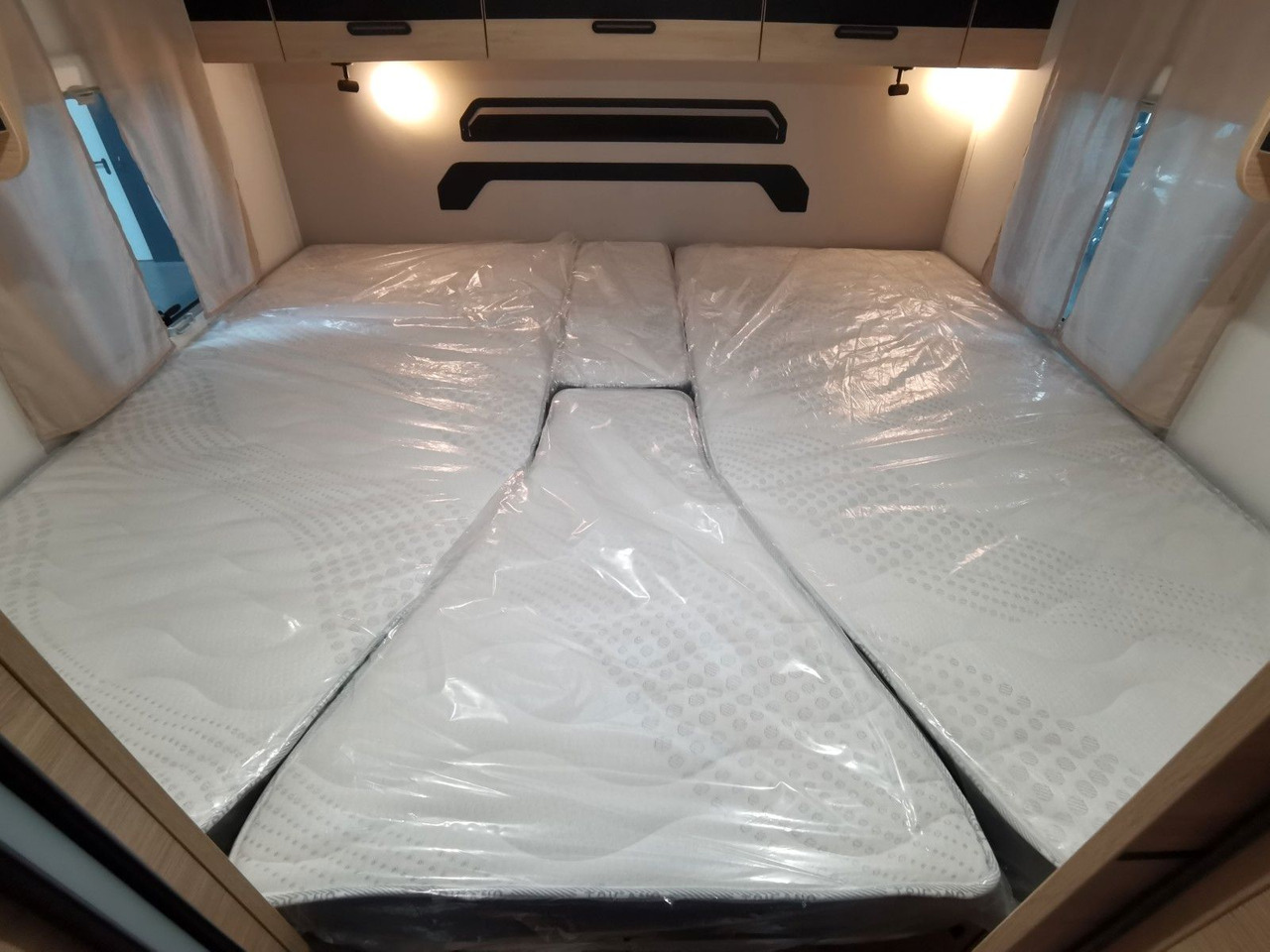 Chausson 797 TITANIUM / - 2026 - / EINZELBETTEN & HUBBETT on lease Chausson 797 TITANIUM / - 2026 - / EINZELBETTEN & HUBBETT: picture 22