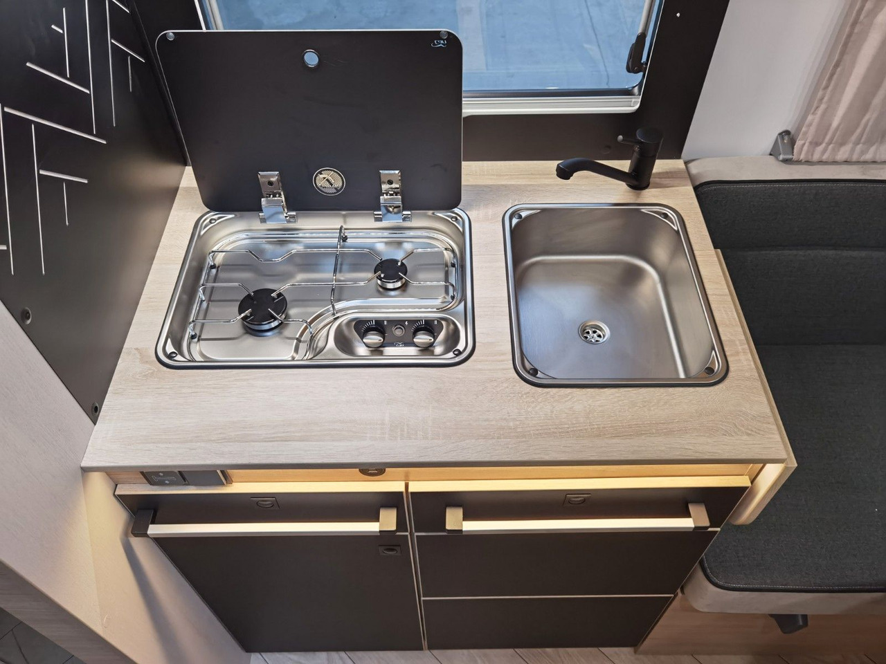 Chausson 797 TITANIUM / - 2026 - / EINZELBETTEN & HUBBETT on lease Chausson 797 TITANIUM / - 2026 - / EINZELBETTEN & HUBBETT: picture 18