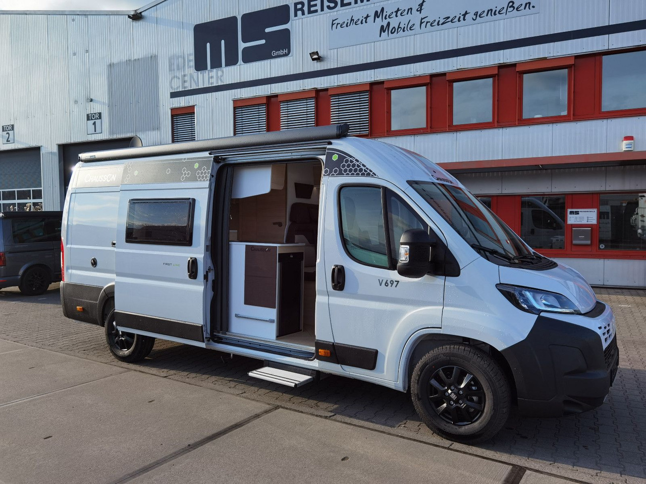 Chausson V697 FIRST LINE / - 2025 - /140PS / EINZELBETTEN Chausson V697 FIRST LINE / - 2025 - /140PS / EINZELBETTEN on lease Chausson V697 FIRST LINE / - 2025 - /140PS / EINZELBETTEN Chausson V697 FIRST LINE / - 2025 - /140PS / EINZELBETTEN: picture 7
