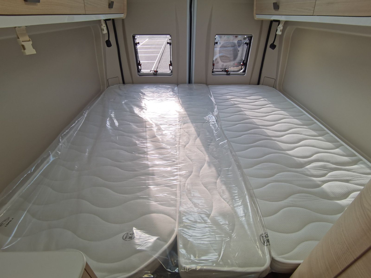 Chausson V697 FIRST LINE / - 2025 - /140PS / EINZELBETTEN Chausson V697 FIRST LINE / - 2025 - /140PS / EINZELBETTEN on lease Chausson V697 FIRST LINE / - 2025 - /140PS / EINZELBETTEN Chausson V697 FIRST LINE / - 2025 - /140PS / EINZELBETTEN: picture 16