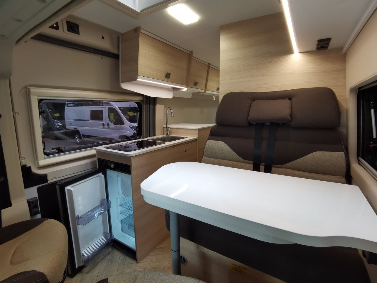Chausson V697 FIRST LINE / - 2025 - /140PS / EINZELBETTEN Chausson V697 FIRST LINE / - 2025 - /140PS / EINZELBETTEN on lease Chausson V697 FIRST LINE / - 2025 - /140PS / EINZELBETTEN Chausson V697 FIRST LINE / - 2025 - /140PS / EINZELBETTEN: picture 12