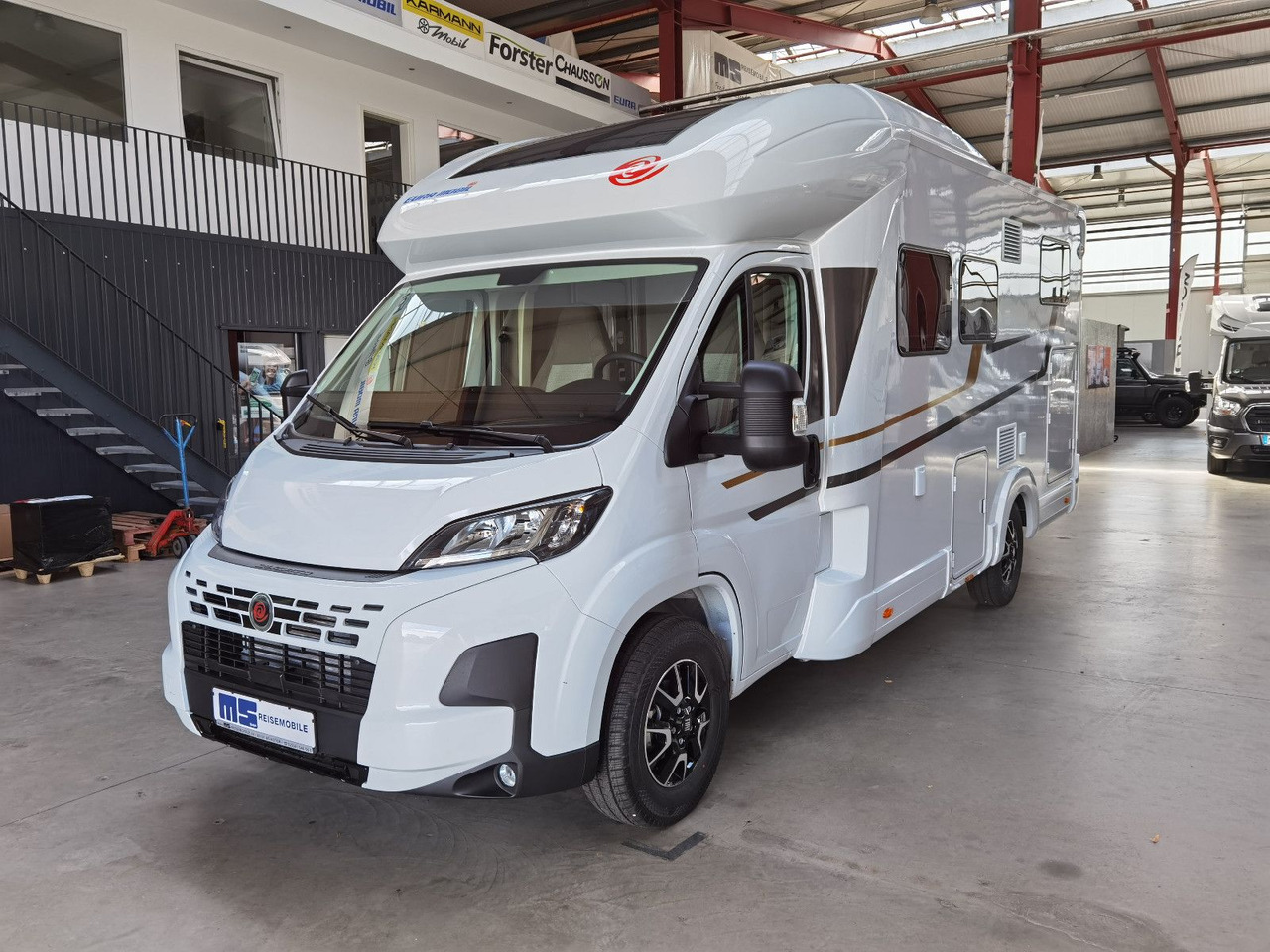 Semi-integrated motorhome Eura Mobil PROFILA RS 695 EB /-2026-/ HUBBETT& EINZELBETTEN: picture 7 Semi-integrated motorhome Eura Mobil PROFILA RS 695 EB /-2026-/ HUBBETT& EINZELBETTEN: picture 7