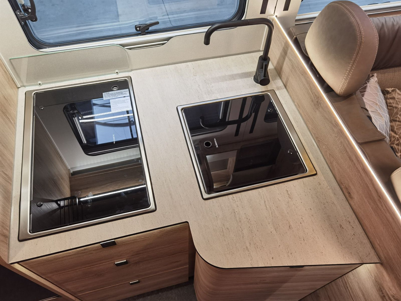 Semi-integrated motorhome Eura Mobil PROFILA RS 695 EB /-2026-/ HUBBETT& EINZELBETTEN: picture 17 Semi-integrated motorhome Eura Mobil PROFILA RS 695 EB /-2026-/ HUBBETT& EINZELBETTEN: picture 17