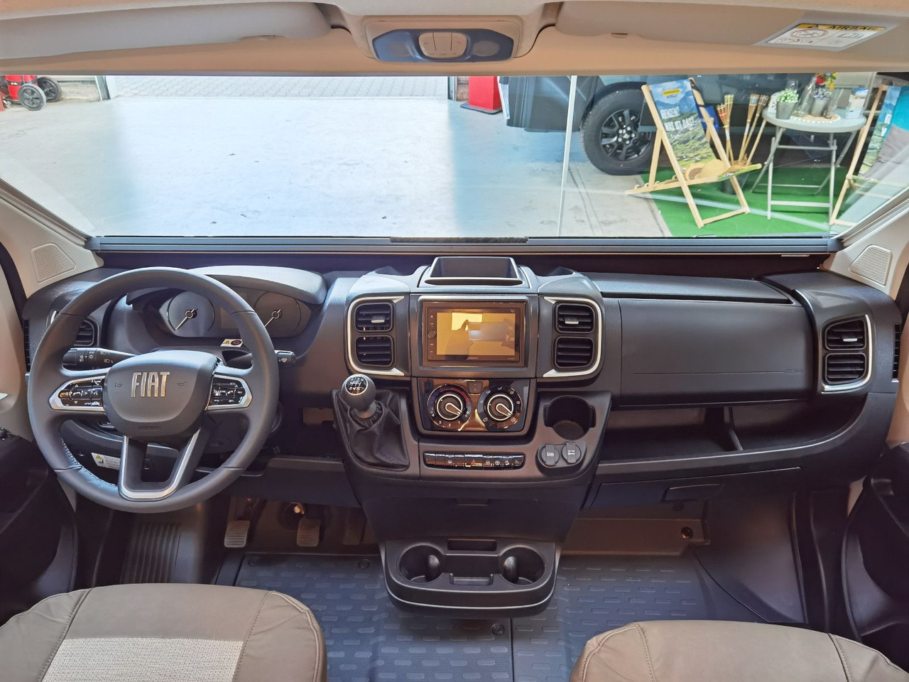 Semi-integrated motorhome Eura Mobil PROFILA RS 695 EB /-2026-/ HUBBETT& EINZELBETTEN: picture 12 Semi-integrated motorhome Eura Mobil PROFILA RS 695 EB /-2026-/ HUBBETT& EINZELBETTEN: picture 12