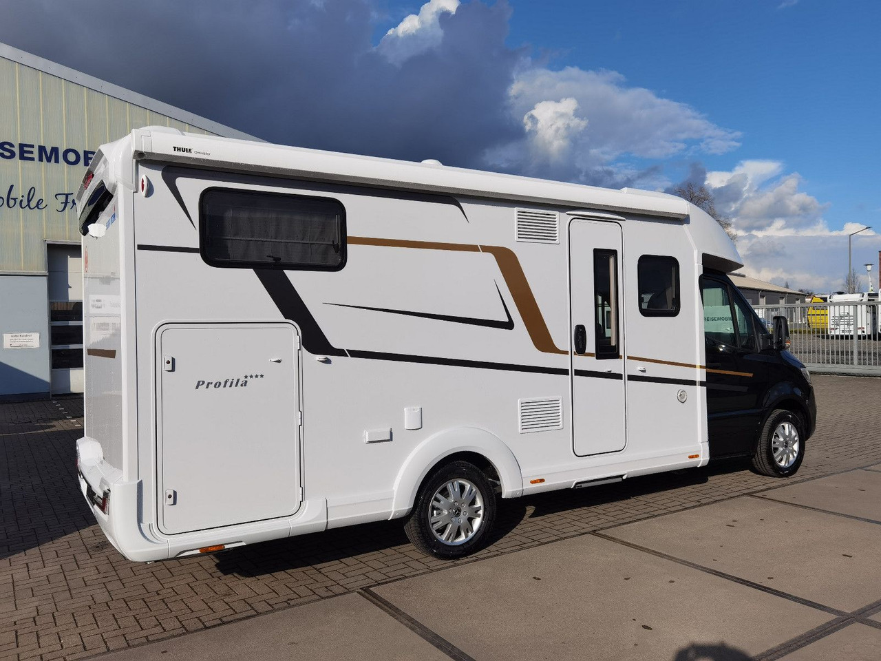 Eura Mobil PROFILA T 726 EF -MOD. 2025 -MONDIAL PLUS & S-P. - Semi-integrated motorhome: picture 4 Eura Mobil PROFILA T 726 EF -MOD. 2025 -MONDIAL PLUS & S-P. - Semi-integrated motorhome: picture 4