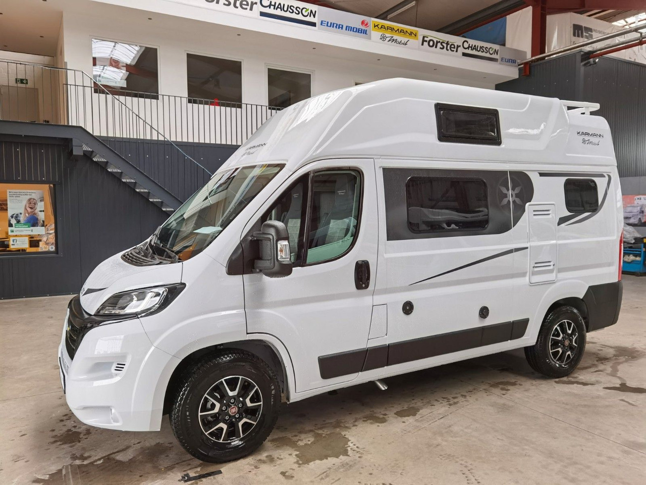 Karmann DEXTER 550 / 140PS / CONCEPT - PAKET & HUBBETT on lease Karmann DEXTER 550 / 140PS / CONCEPT - PAKET & HUBBETT: picture 6