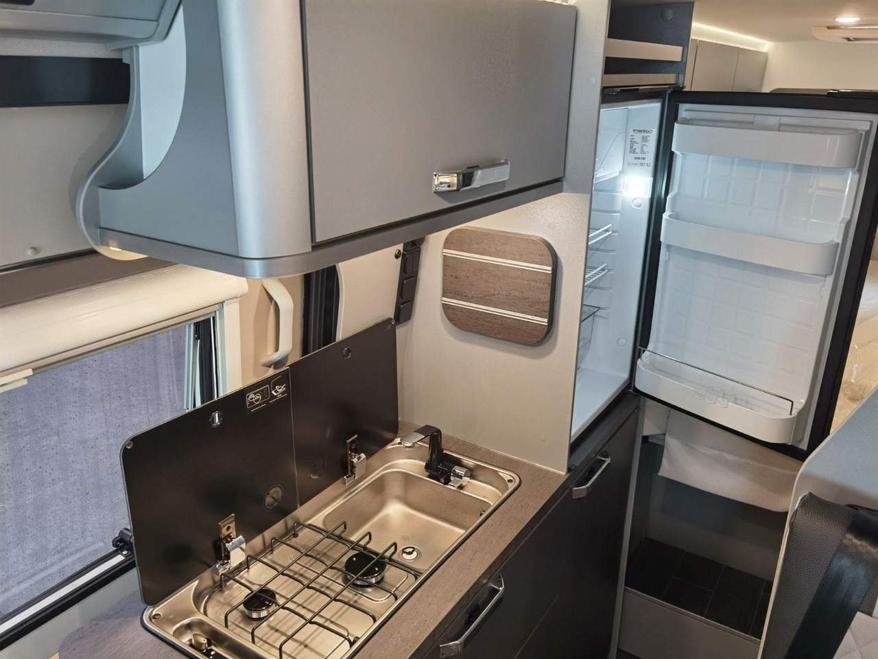 Camper van Weinsberg CARABUS 630 ME-EDITION FIRE /-2026-/EINZELBETTEN: picture 16 Camper van Weinsberg CARABUS 630 ME-EDITION FIRE /-2026-/EINZELBETTEN: picture 16