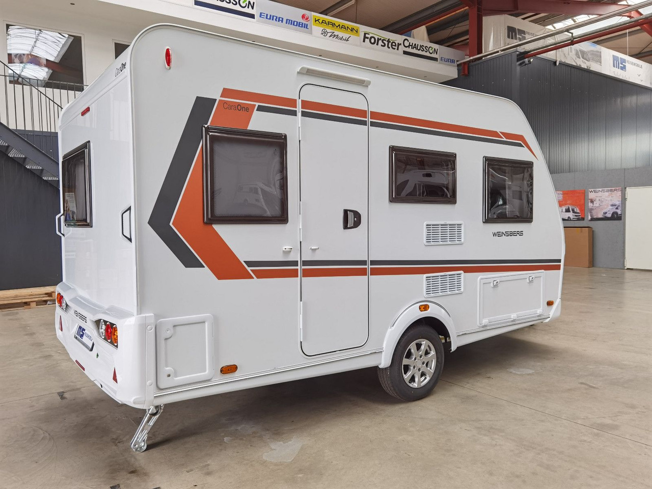 Weinsberg CARAONE 390 QD / -2026 -/ 1350 KG - Caravan: picture 4 Weinsberg CARAONE 390 QD / -2026 -/ 1350 KG - Caravan: picture 4