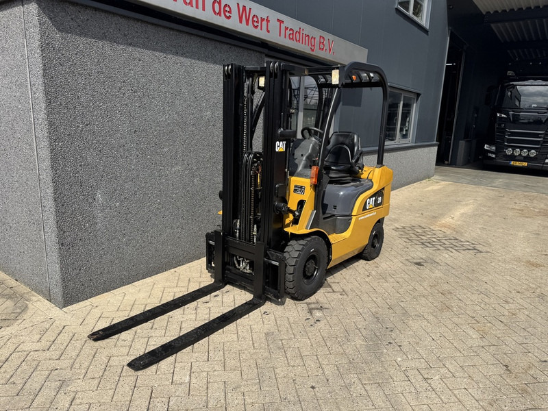 Caterpillar DP20CN Triplo 430 Freelift / Sideshift / 4e Functie 1930uur Diesel 2006 - Diesel forklift: picture 3 Caterpillar DP20CN Triplo 430 Freelift / Sideshift / 4e Functie 1930uur Diesel 2006 - Diesel forklift: picture 3